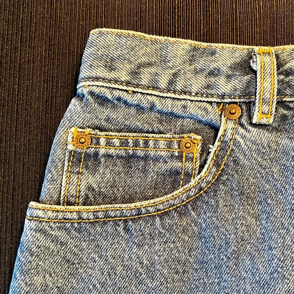 VINTAGE~  (8) Calvin Klein ,Stone Wash Denim, Pencil Skirt, made in USA - Picture 4 of 9